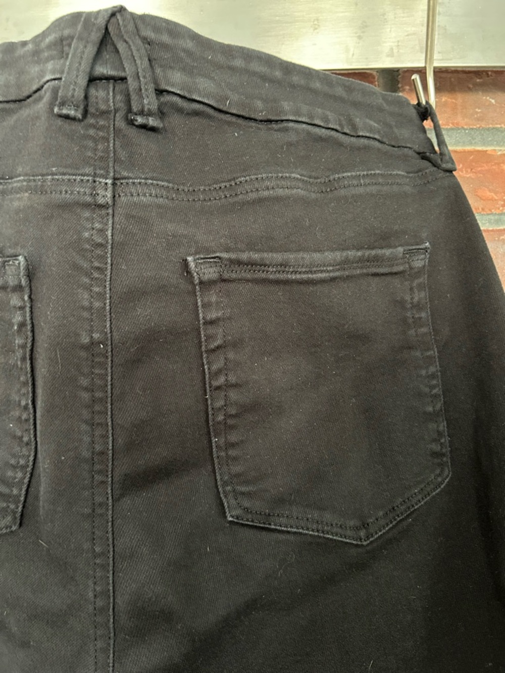 Good American Black High-Rise Jeans - Picture 5 of 5